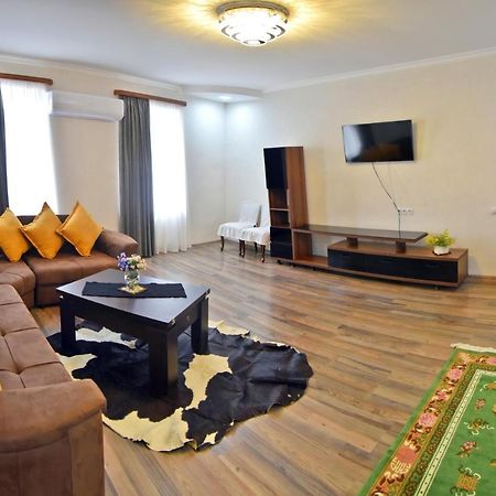 Robo Apartment Тбілісі Екстер'єр фото